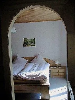 Rhodania לויקרבאד